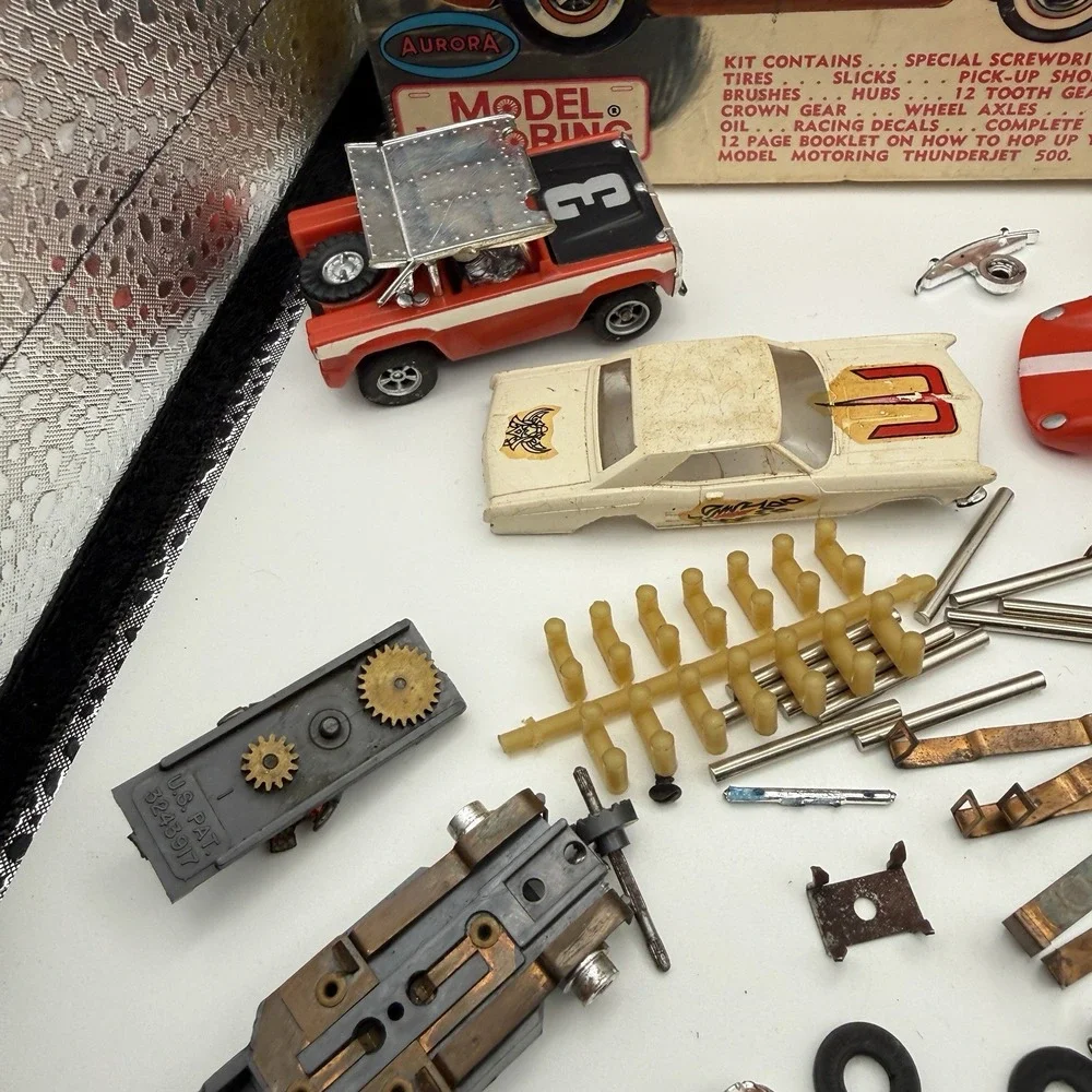 10pc+  Lot Vintage Aurora Slot Cars T-Jet Thunderjet 500 Corvette Porsche Bronco